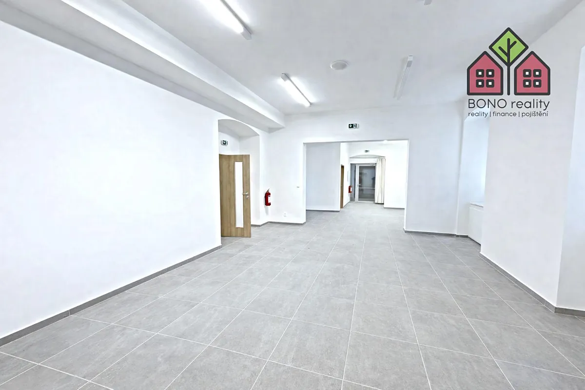 Pronájem obchodního prostoru 82 m²